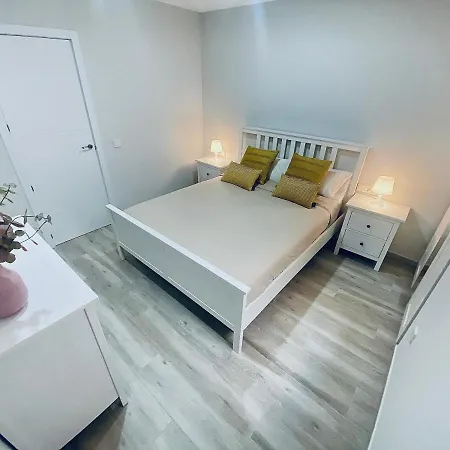 Diseno Y Comodidad En By * 厄尔梅达诺